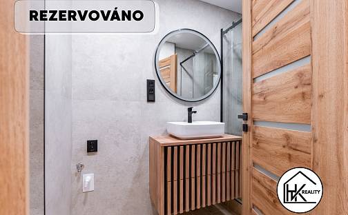 Prodej bytu 3+1 60 m², Zrenjaninská, Teplice - Řetenice