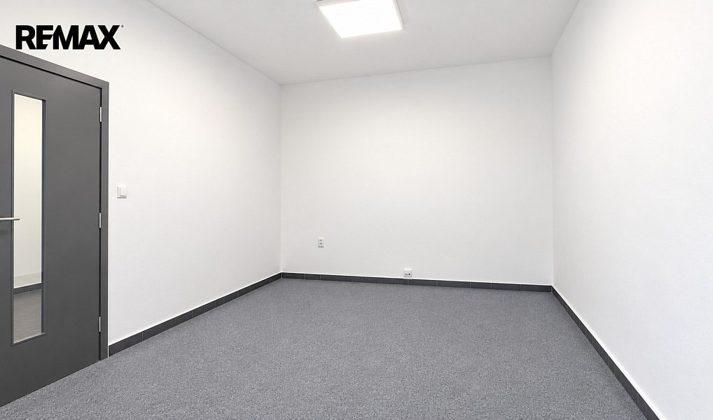 Pronájem kanceláře 339 m², České Budějovice – náhled fotky 8
