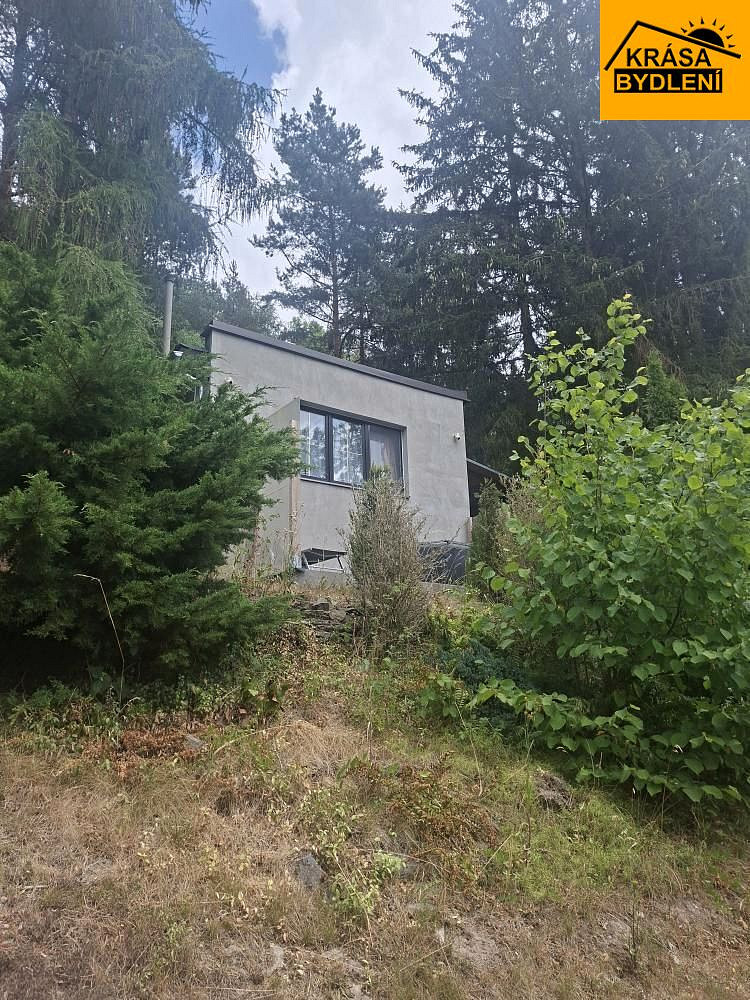 Pronájem chaty/chalupy 40 m² s pozemkem 1 225 m²