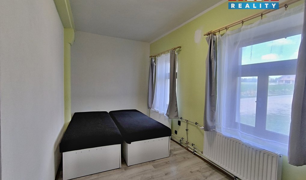 Prodej výrobních prostor 1 393 m², Bořetín – náhled fotky 13