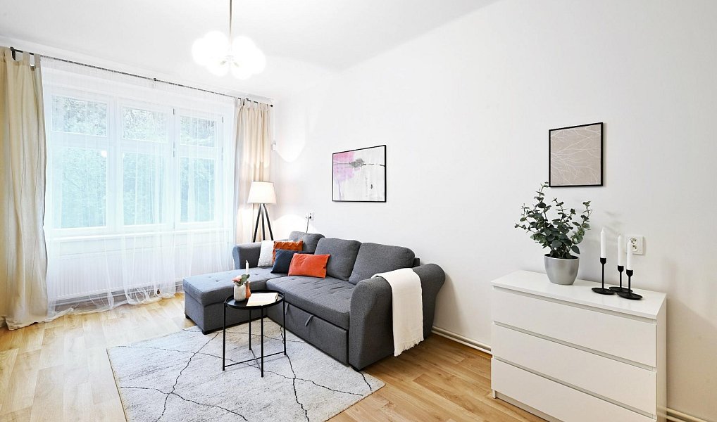 Prodej bytu 2+1 63 m², Praha – náhled fotky 2