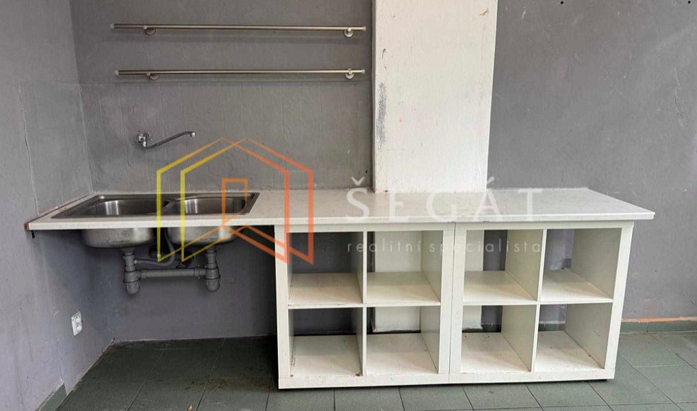 Pronájem obchodních prostor 19 m², Slavičín – náhled fotky 4