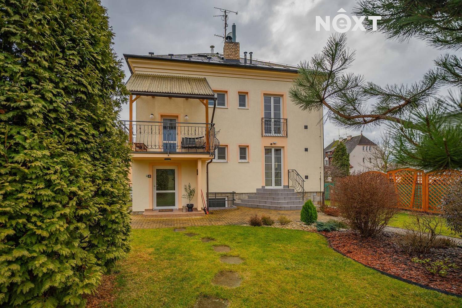 Pronájem bytu 3+kk 67 m² — photo 3