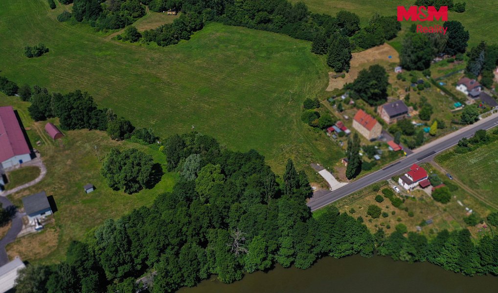 Prodej stavebního pozemku 586 m², Hájek – náhled fotky 3
