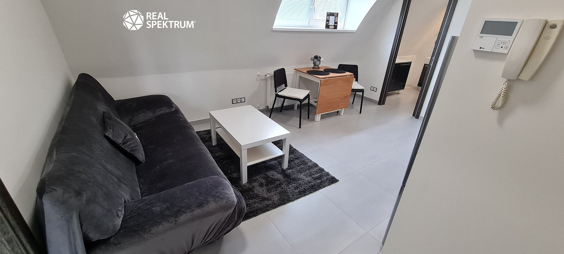 Pronájem bytu 2+kk 36 m² — photo 3