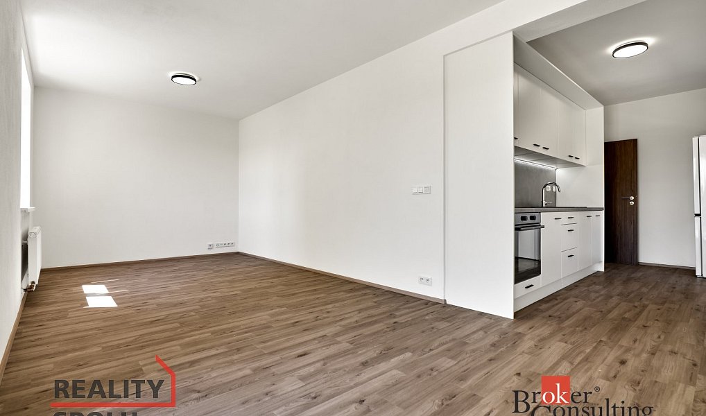 Prodej bytu 1+kk 39 m², Nová Role – náhled fotky 5