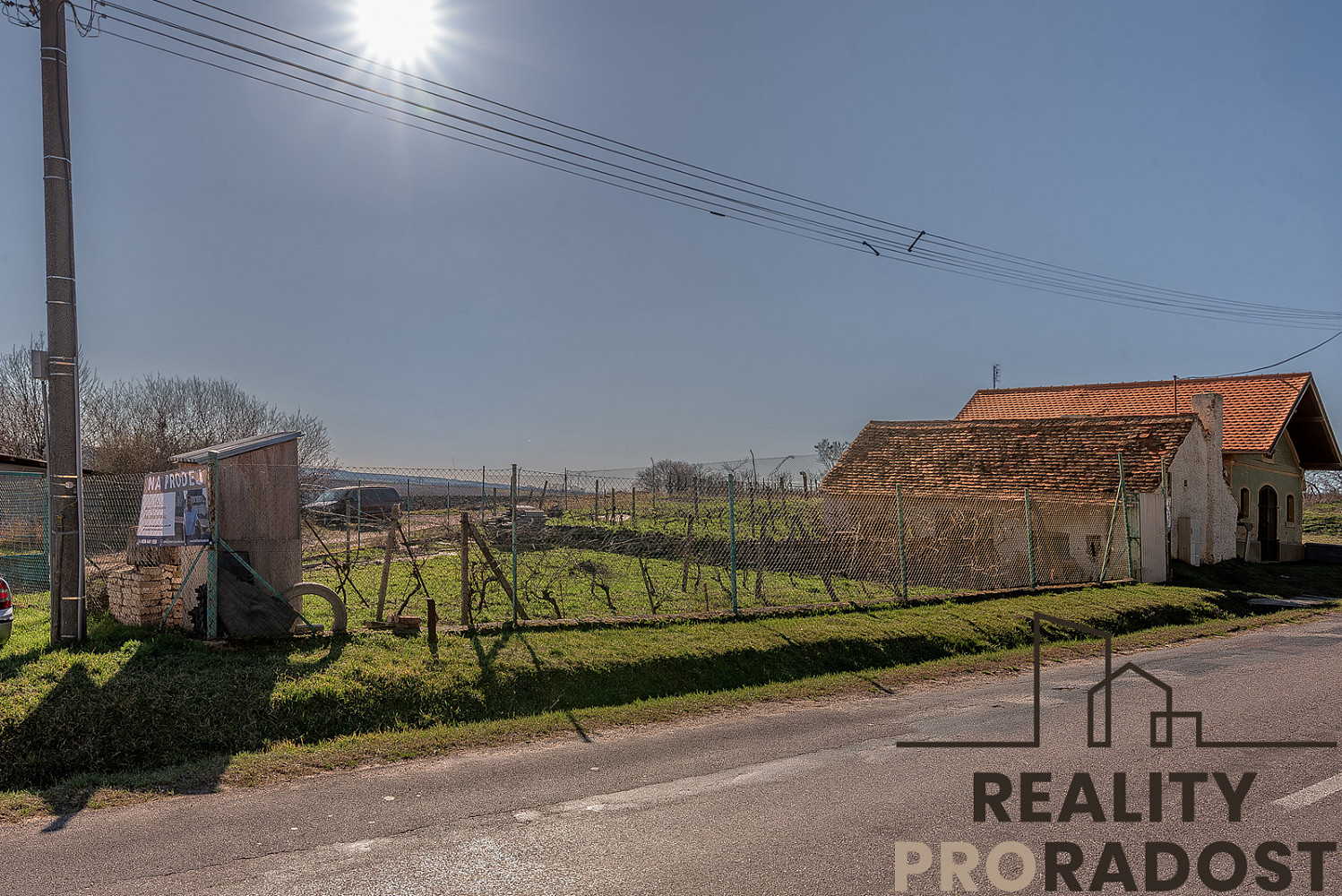 Prodej stavebního pozemku 450 m² – fotografie 2