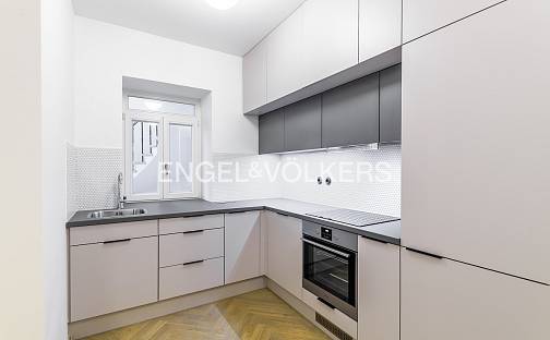 Pronájem bytu 2+kk 53 m², Lidická, Praha 5 - Smíchov
