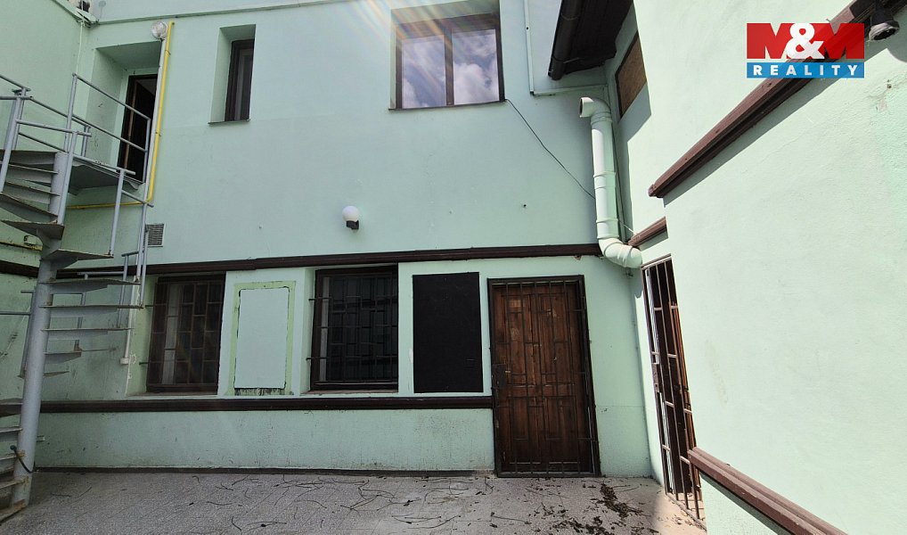 Pronájem obchodních prostor 157 m², Kladno – náhled fotky 14