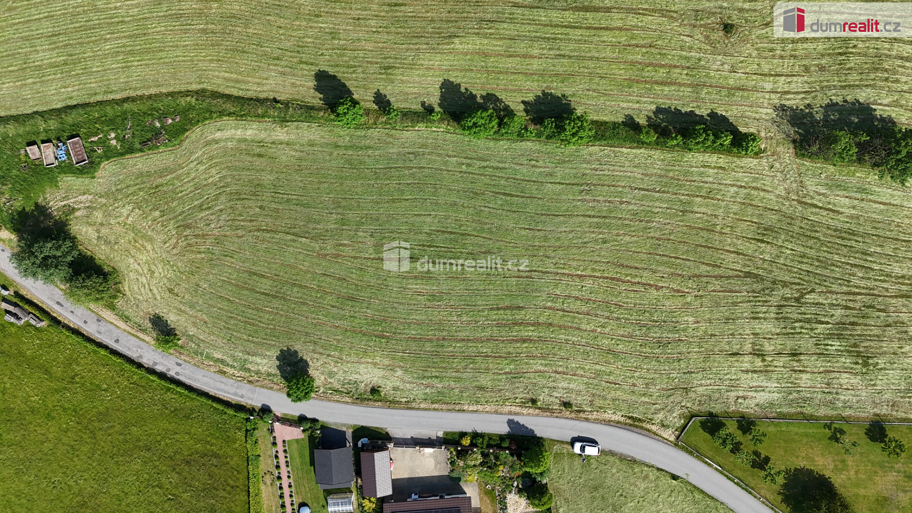 Prodej stavebního pozemku 2 348 m² – fotografie 4