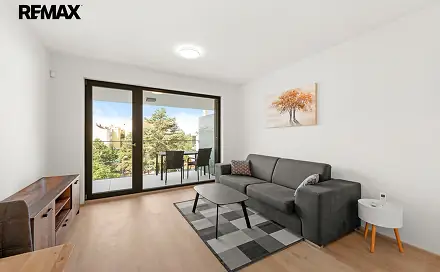 Pronájem bytu 1+kk 33 m², Kotlaska, Praha 8 - Libeň