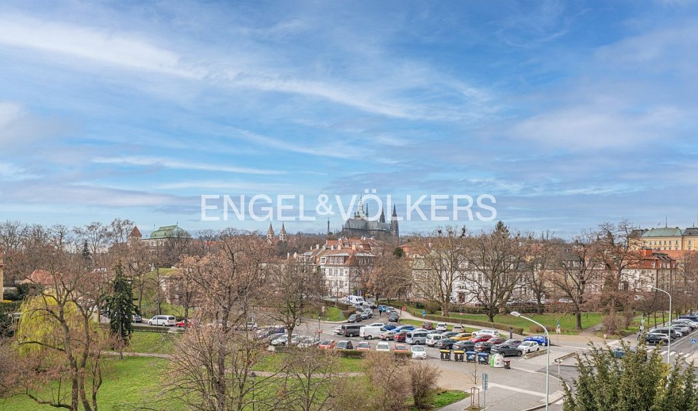 Pronájem bytu 4+kk 115 m², Praha – náhled fotky 3