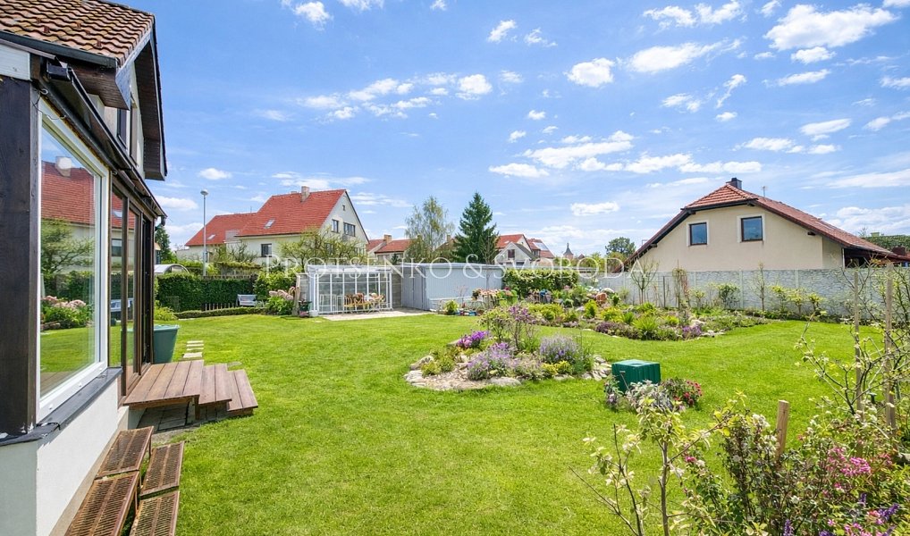 Prodej domu 252 m² s pozemkem 845 m², Záhoří – náhled fotky 4