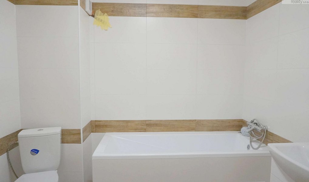 Pronájem bytu 4+kk 70 m², Litvínov – náhled fotky 13