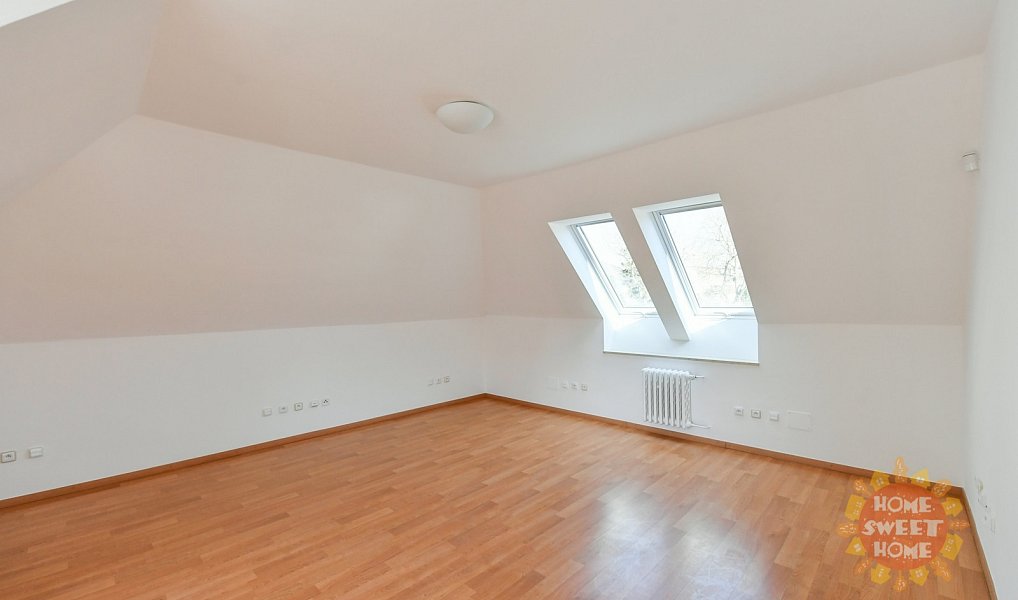 Pronájem domu 417 m² s pozemkem 1 208 m², Praha – náhled fotky 22