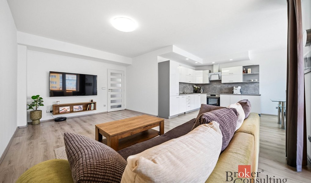 Prodej bytu 3+kk 103 m², Hradec Králové – náhled fotky 6