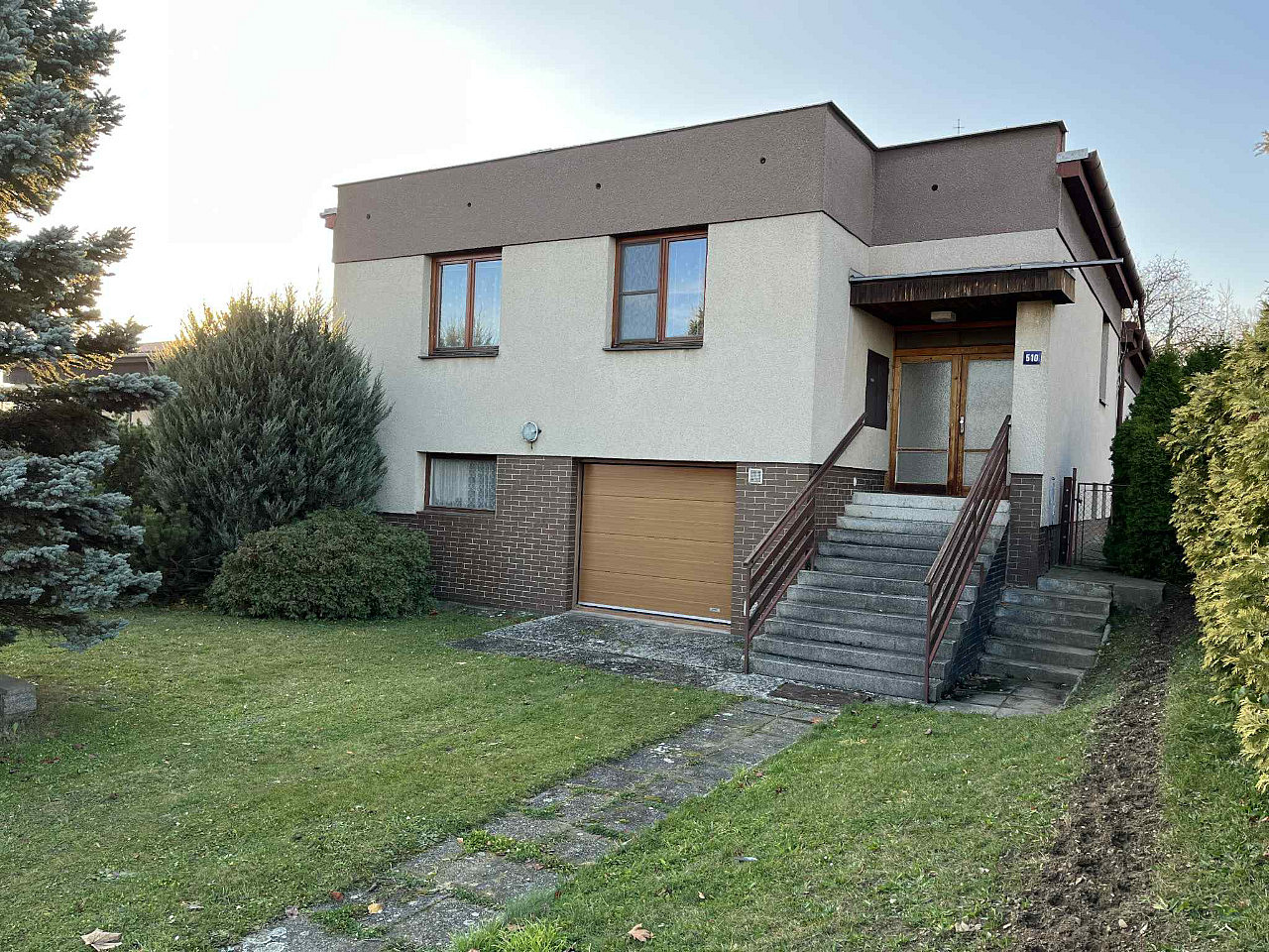 Prodej domu 175 m² s pozemkem 1 035 m²