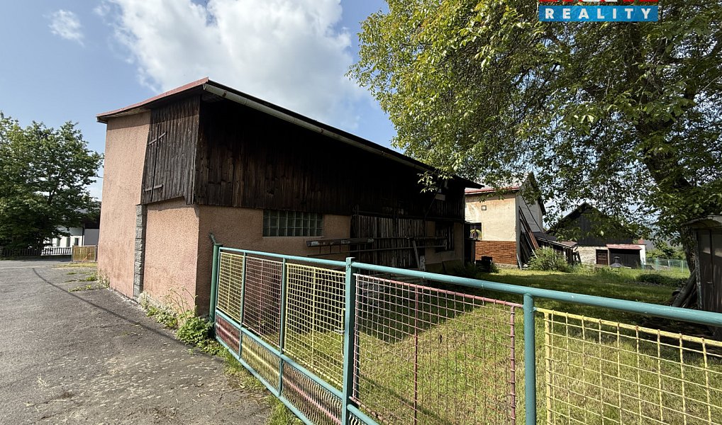 Prodej domu 176 m² s pozemkem 635 m², Radčice – náhled fotky 23