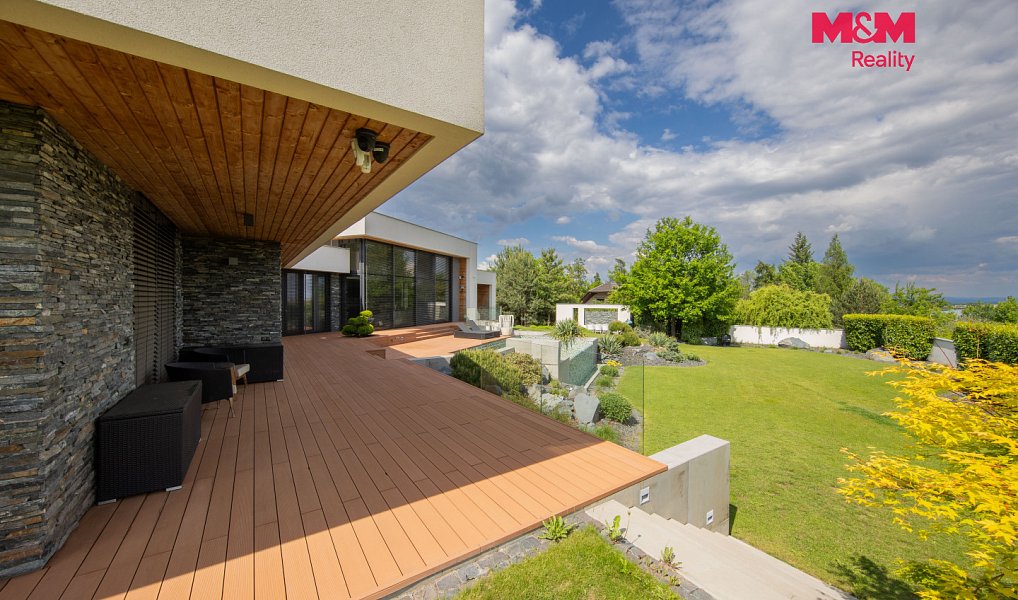 Prodej domu 276 m² s pozemkem 3 217 m², Mostkovice – náhled fotky 17