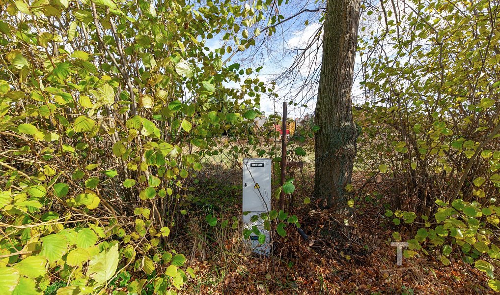 Prodej stavebního pozemku 1 242 m², Labské Chrčice – náhled fotky 6