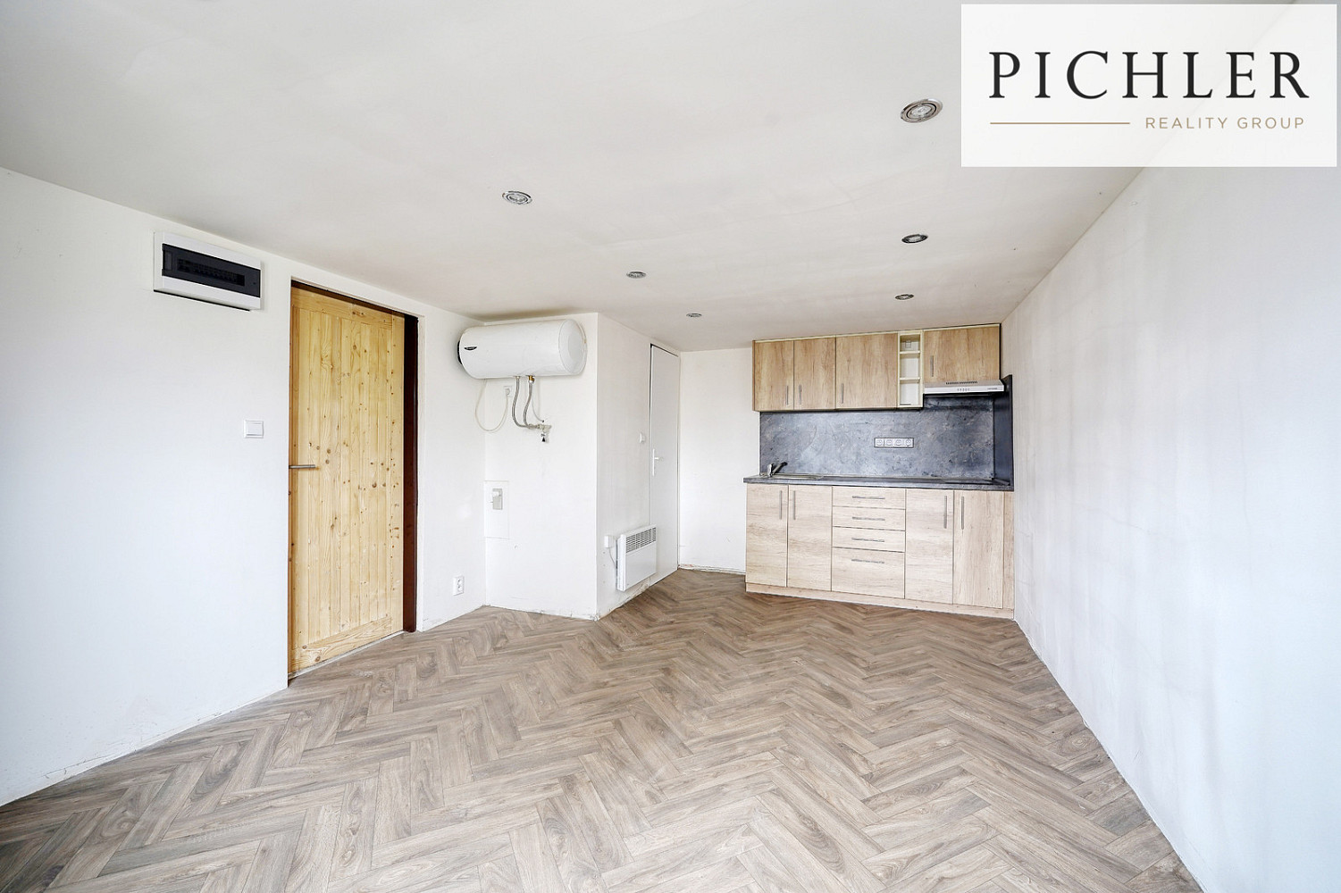 Pronájem bytu 1+kk 19 m²