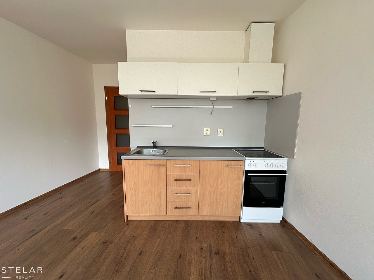Pronájem bytu 1+kk 33 m² – pohled 3