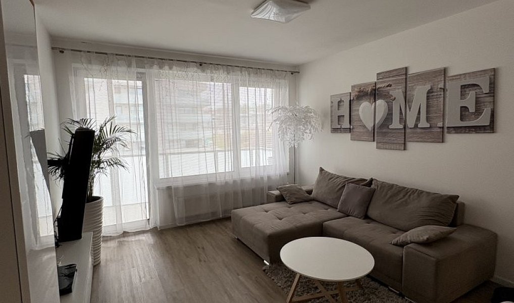 Prodej bytu 3+kk 93 m², Karlovy Vary – náhled fotky 8