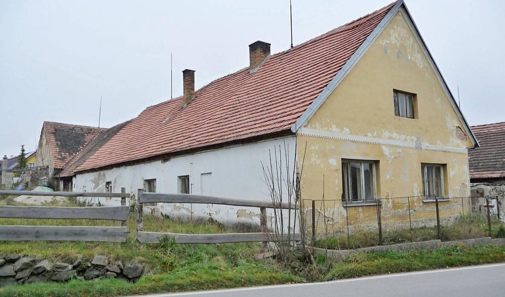 Prodej domu 185 m² s pozemkem 1 061 m², Nová Ves – náhled fotky 3