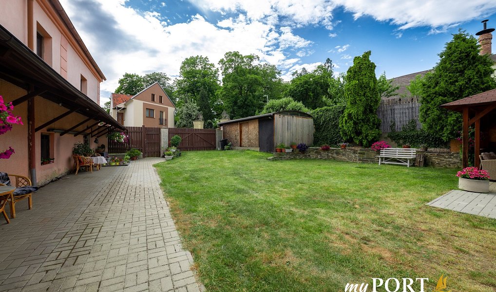 Prodej domu 322 m² s pozemkem 445 m², Chyše – náhled fotky 18