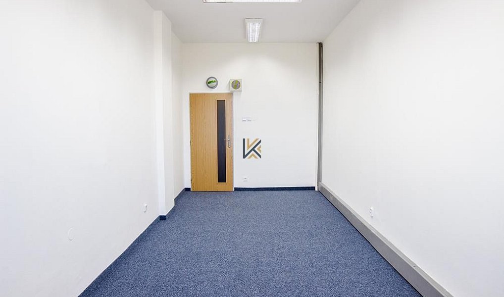 Pronájem kanceláře 70 m², Praha – náhled fotky 3
