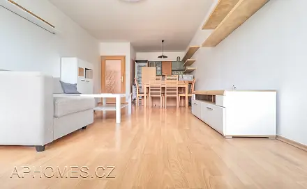 Pronájem bytu 3+kk 75 m²