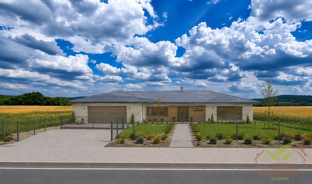 Prodej stavebního pozemku 1 156 m², Útušice – náhled fotky 18
