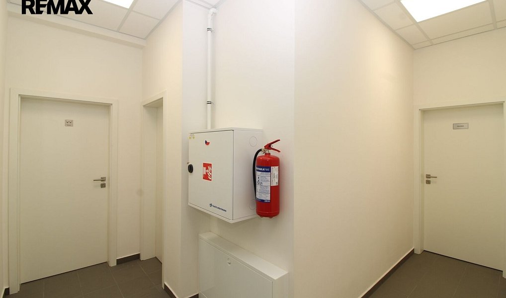 Pronájem komerčního objektu (jiného typu) 20 m², Praha – náhled fotky 14