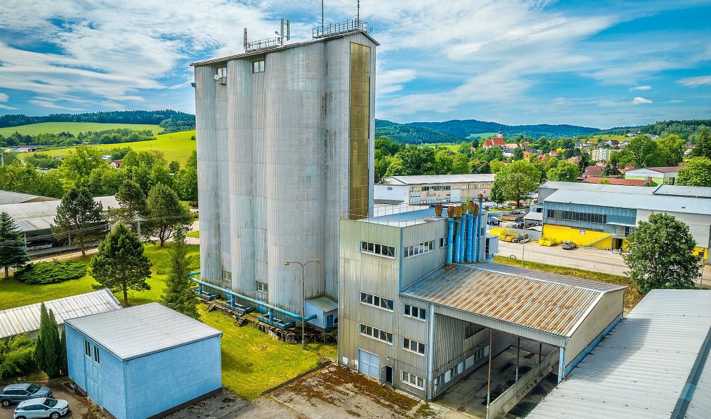 Prodej výrobních prostor 9 957 m², Kájov – náhled fotky 39