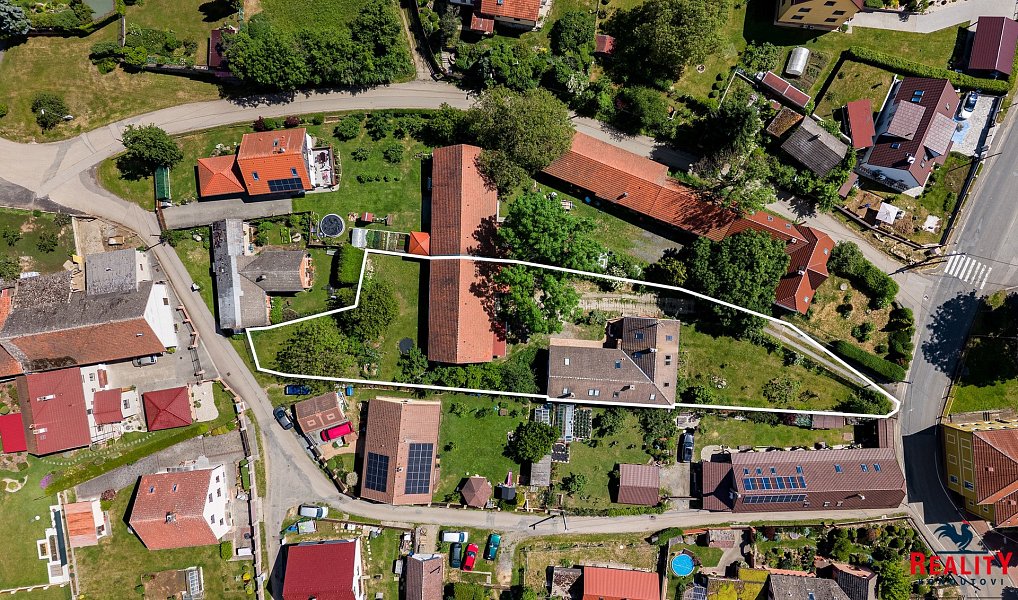 Prodej domu 240 m² s pozemkem 1 844 m², Vranov – náhled fotky 2
