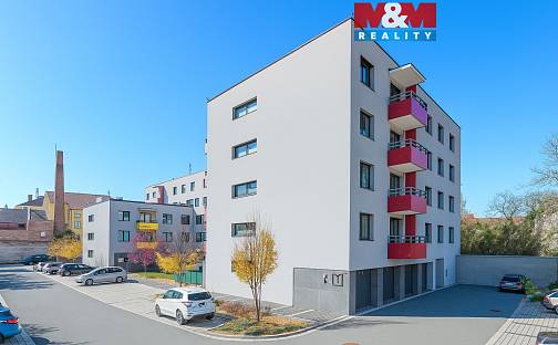 Pronájem bytu 3+kk 74 m², Bratranců Veverkových, Pardubice - Zelené Předměstí