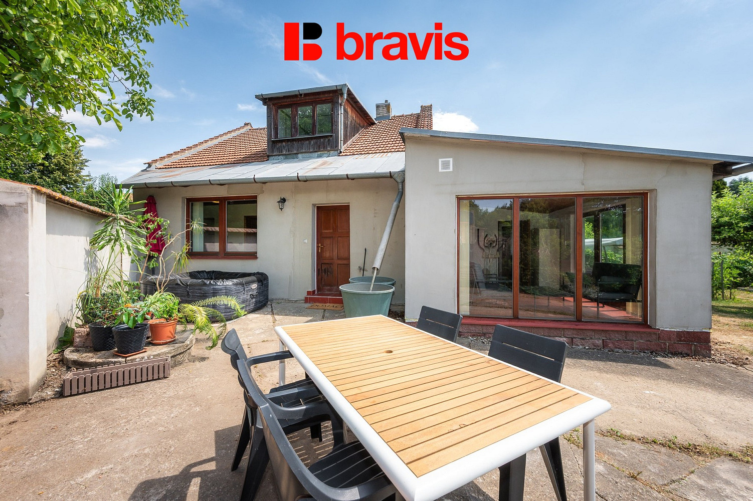 Prodej domu 415 m² s pozemkem 549 m² – fotografie 2