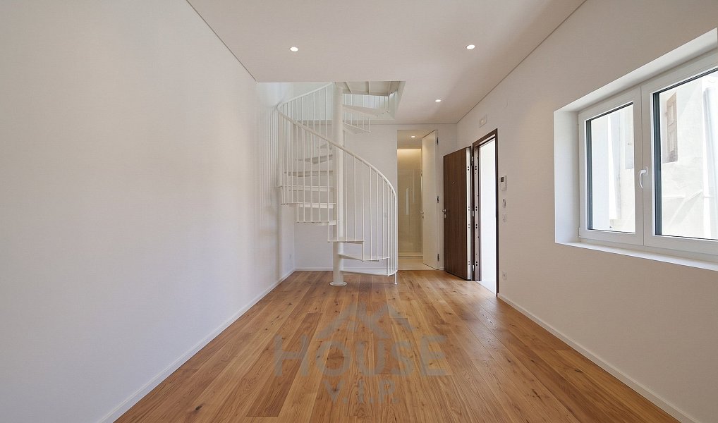 Prodej bytu 2+kk 65 m², Nučice – náhled fotky 3