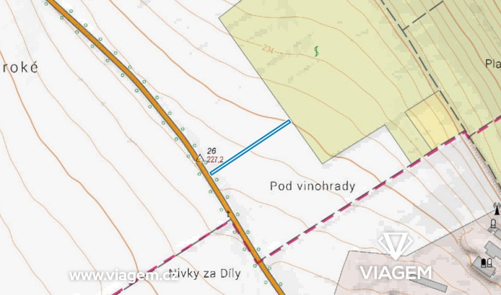 Prodej pole 1 481 m², Uherský Ostroh – náhled fotky 3