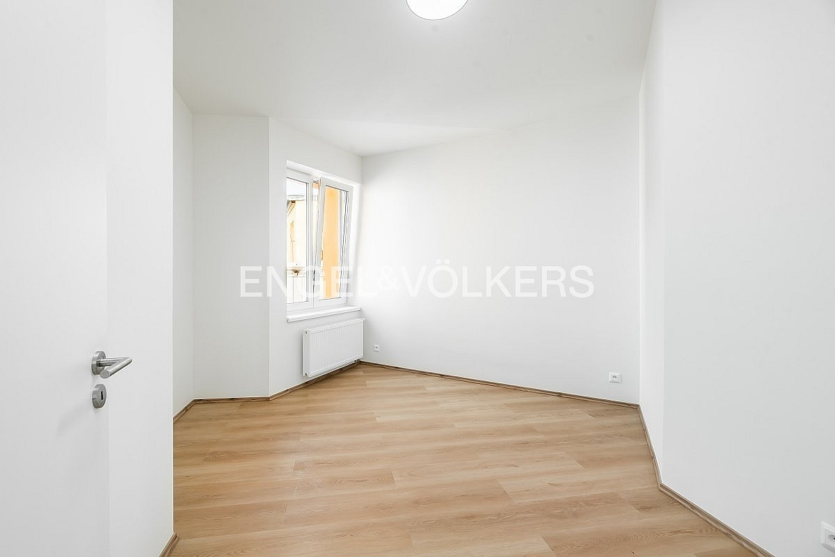 Pronájem bytu 3+kk 80 m² – fotografie 5