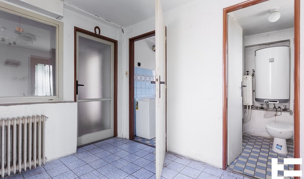 Prodej domu 86 m² s pozemkem 329 m², Hradčany – náhled fotky 8