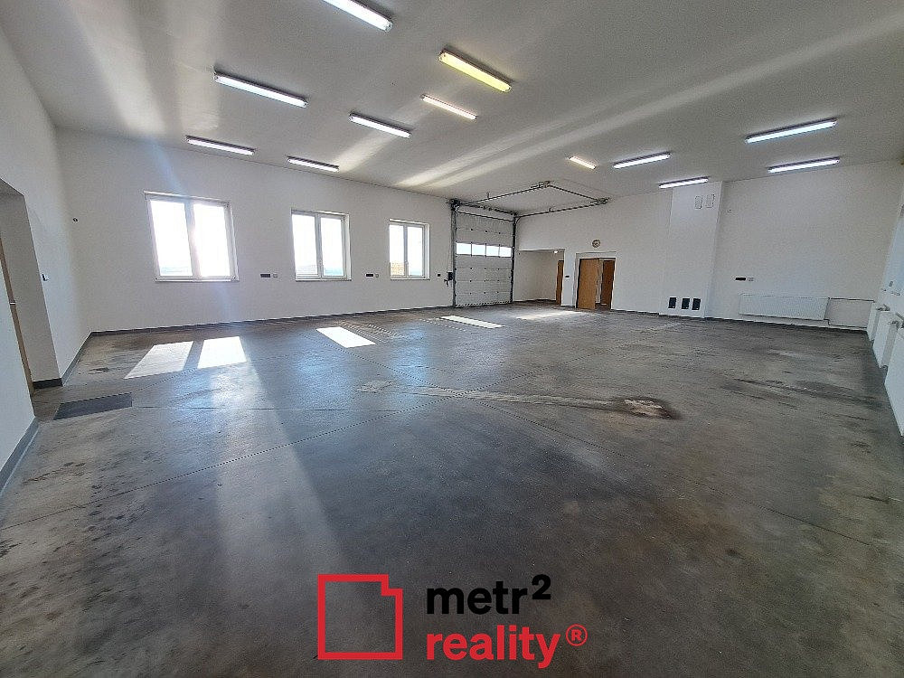 Pronájem výrobních prostor 250 m² – fotografie 2