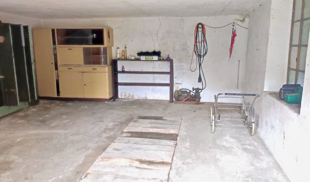 Prodej domu 150 m² s pozemkem 3 022 m², Hroubovice – náhled fotky 27