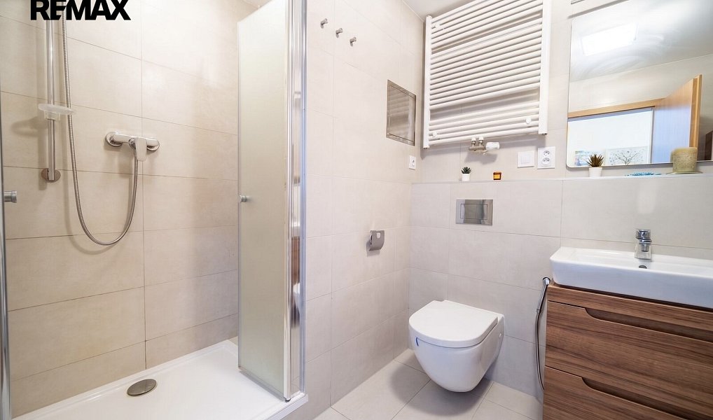 Prodej bytu 4+kk 93 m², Praha – náhled fotky 12