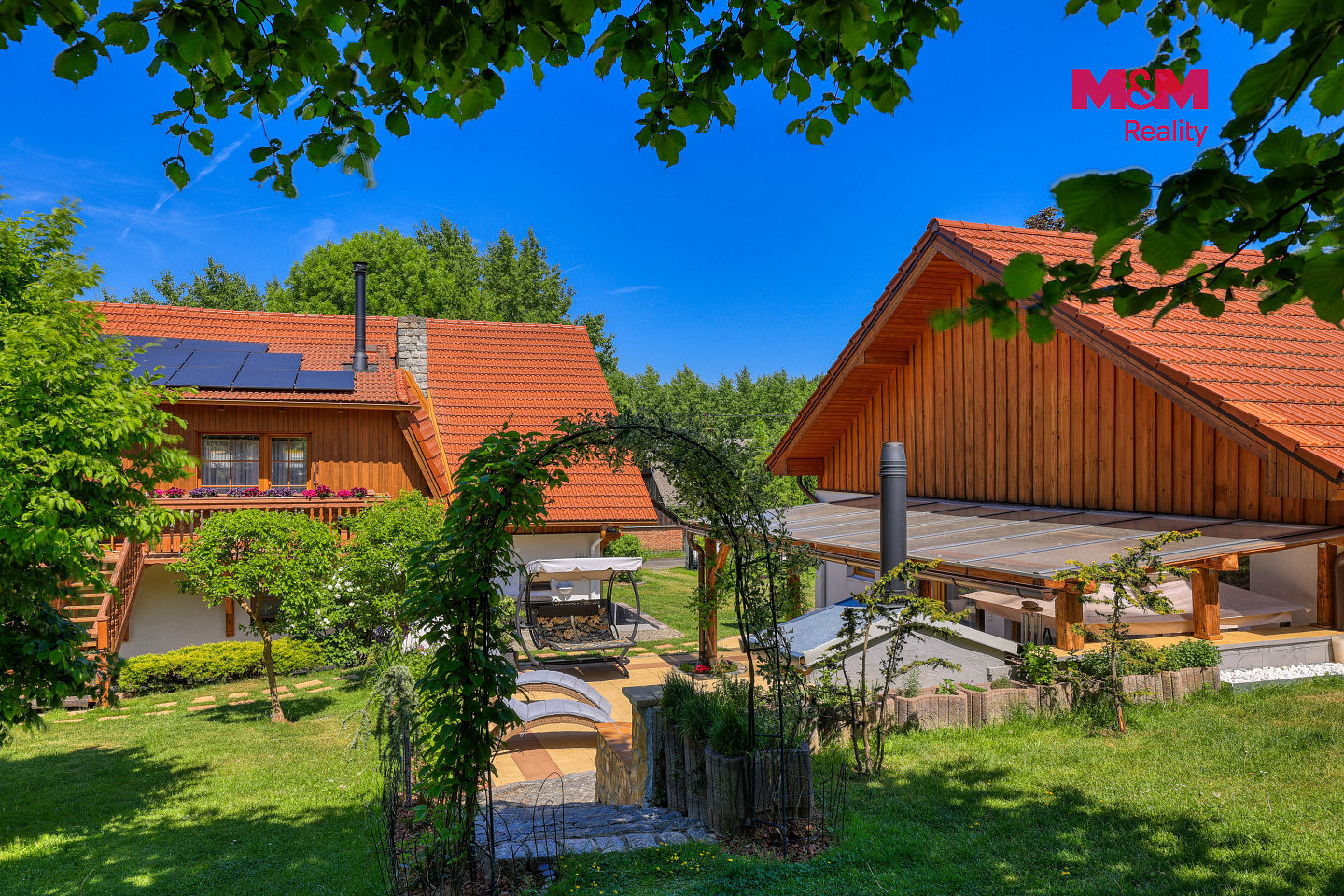 Prodej ubytovacího objektu 466 m² — photo 2