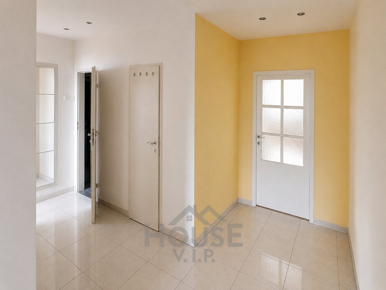 Prodej bytu 3+kk 68 m² — photo 2