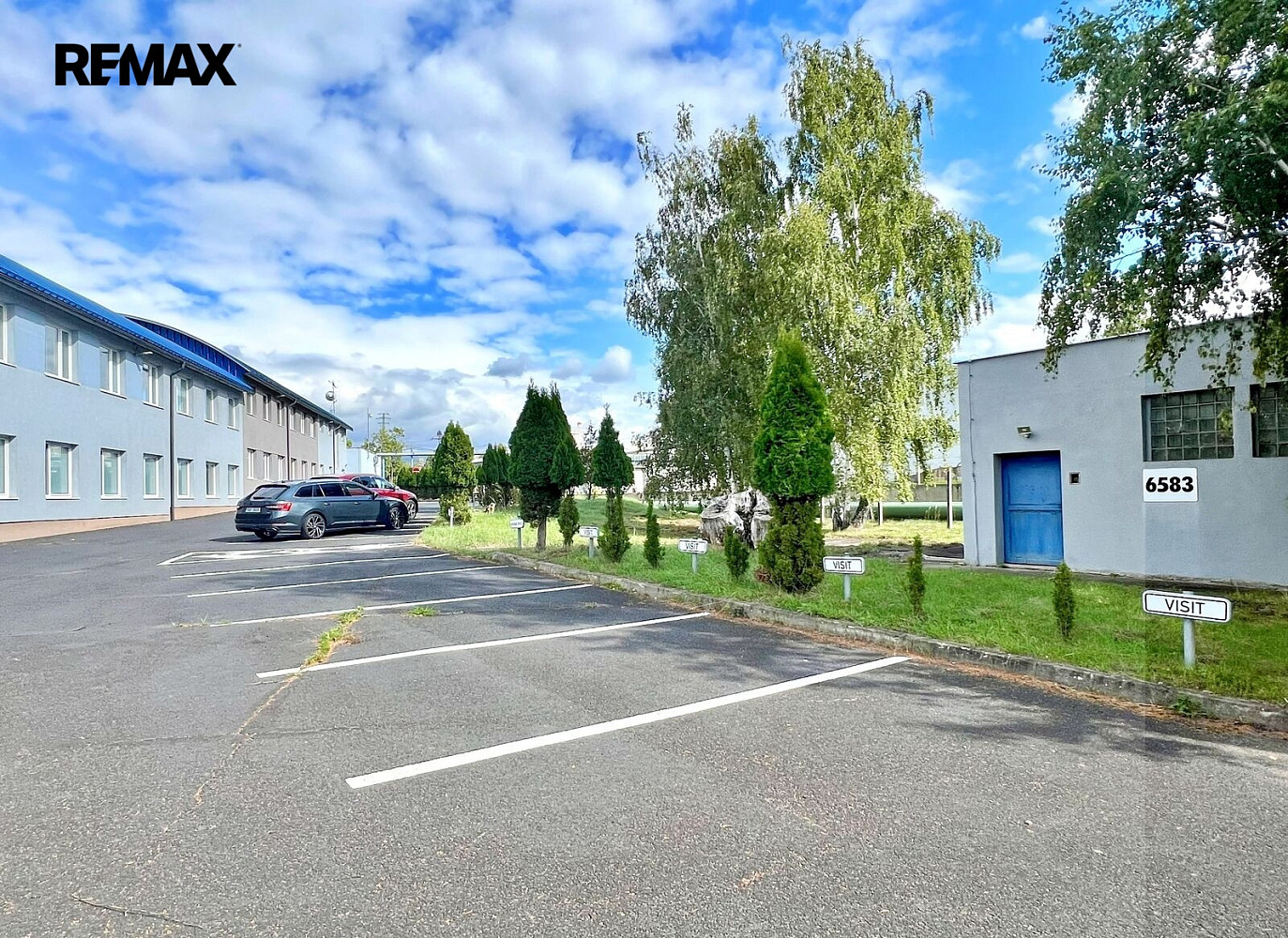 Pronájem kanceláře 1 400 m² – fotografie 5