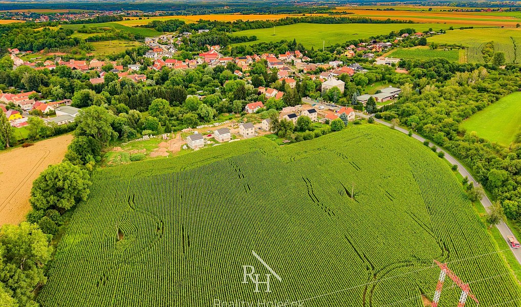 Prodej stavebního pozemku 6 413 m², Klučov – náhled fotky 9
