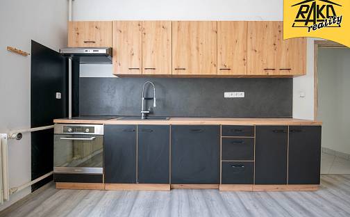 Prodej bytu 3+kk 75 m², Za Ličnou, Trutnov - Voletiny
