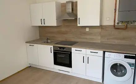 Prodej bytu 2+1 75 m², Hlavní třída, Mariánské Lázně, okres Cheb